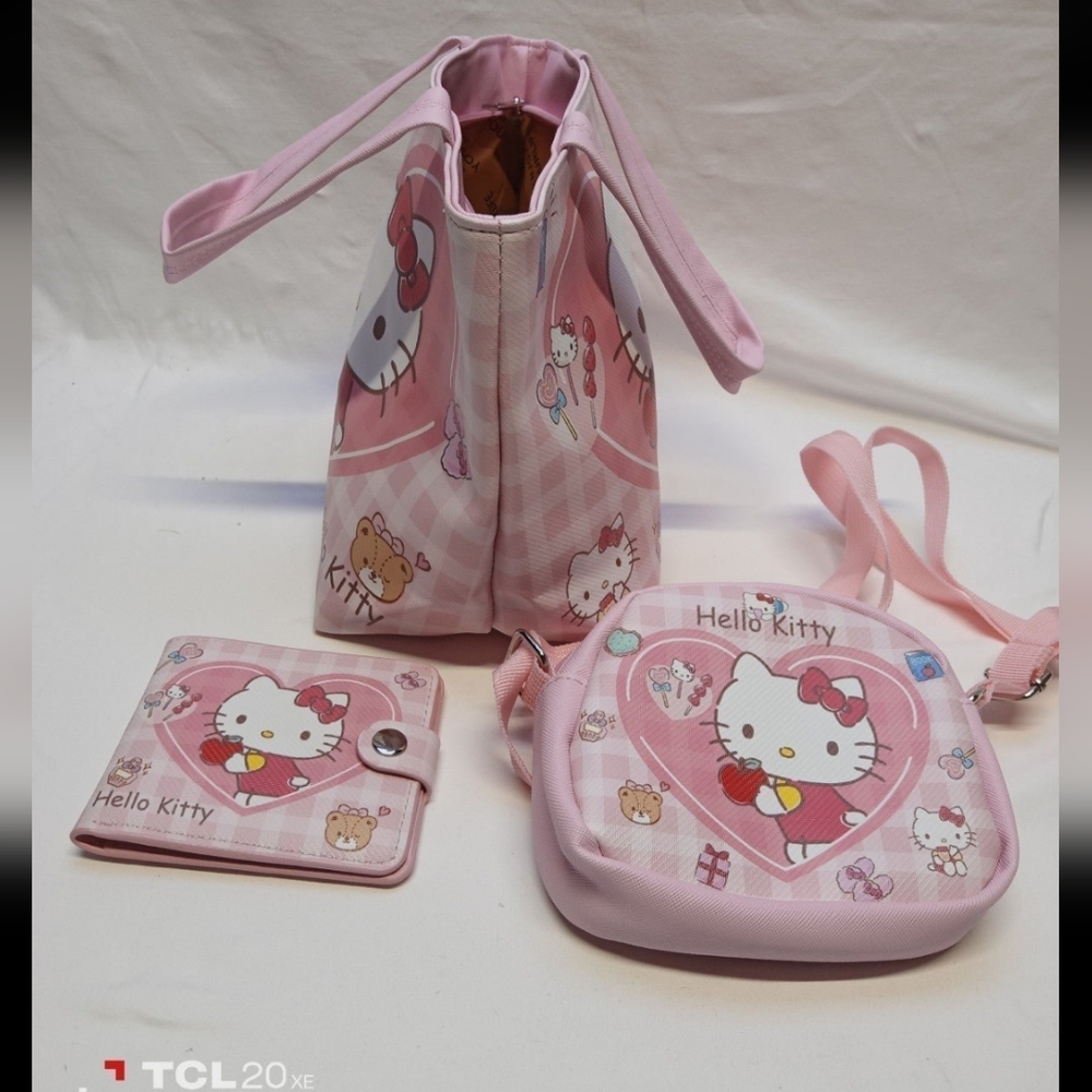 Hello Kitty Bundle - image 3
